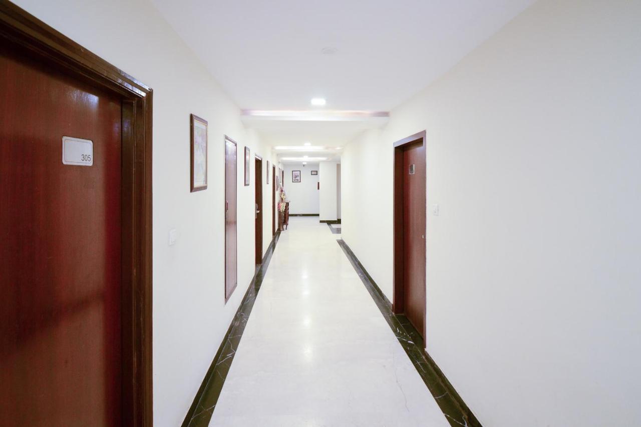 Collection O 2521 Hotel The Vinayak Gwalior Exterior foto