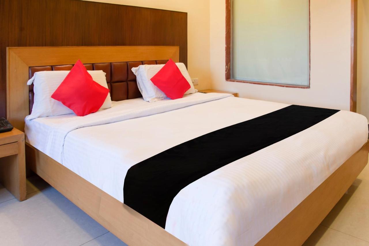 Collection O 2521 Hotel The Vinayak Gwalior Exterior foto