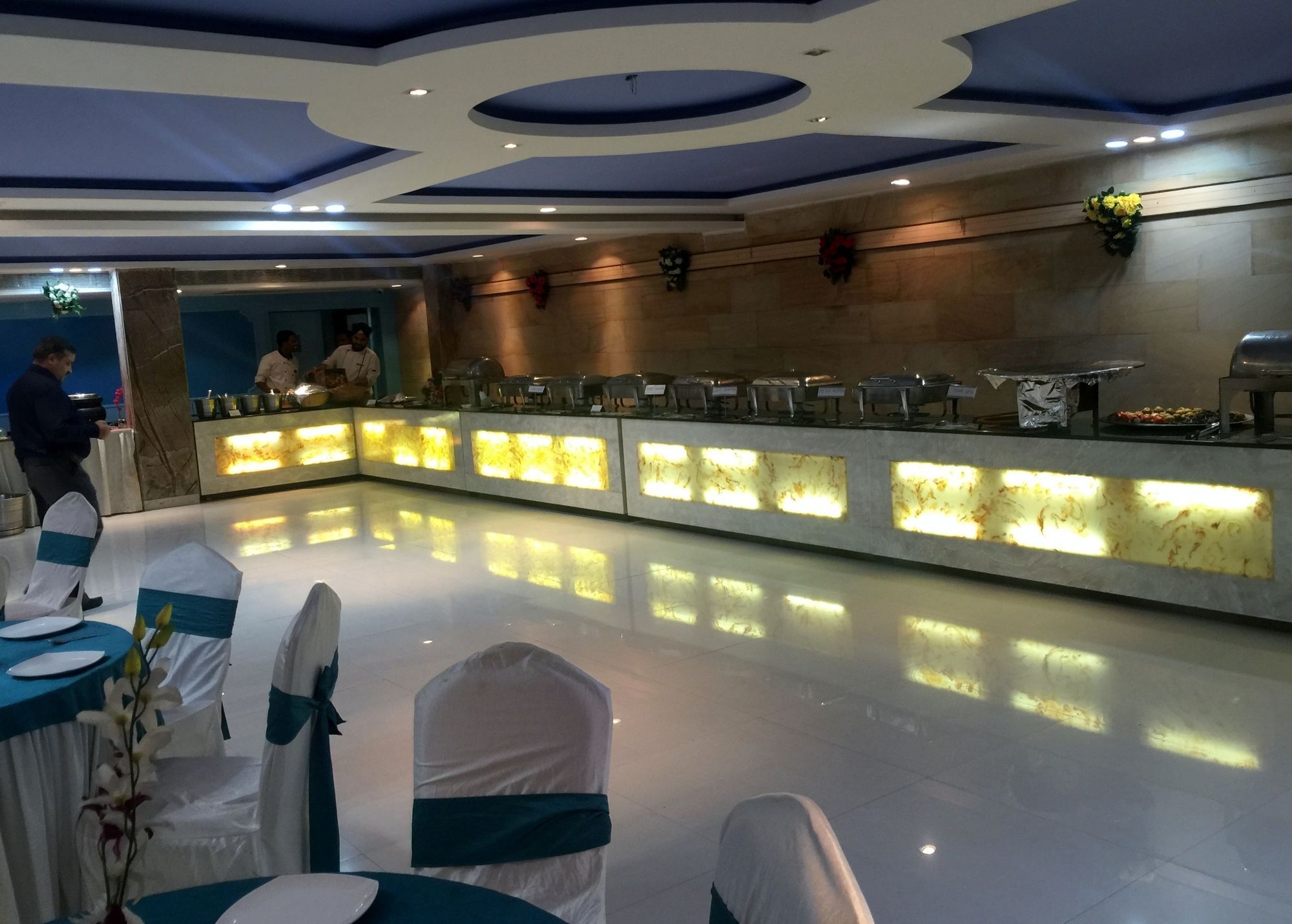 Collection O 2521 Hotel The Vinayak Gwalior Exterior foto